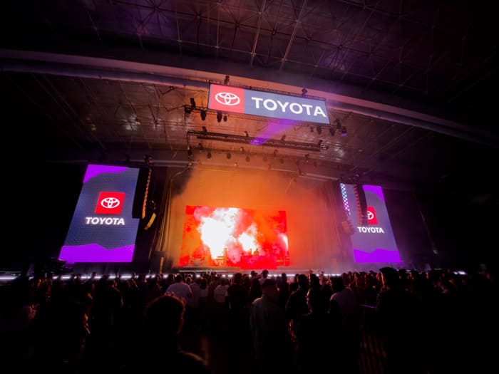 Detalle exterior RAV4 2026