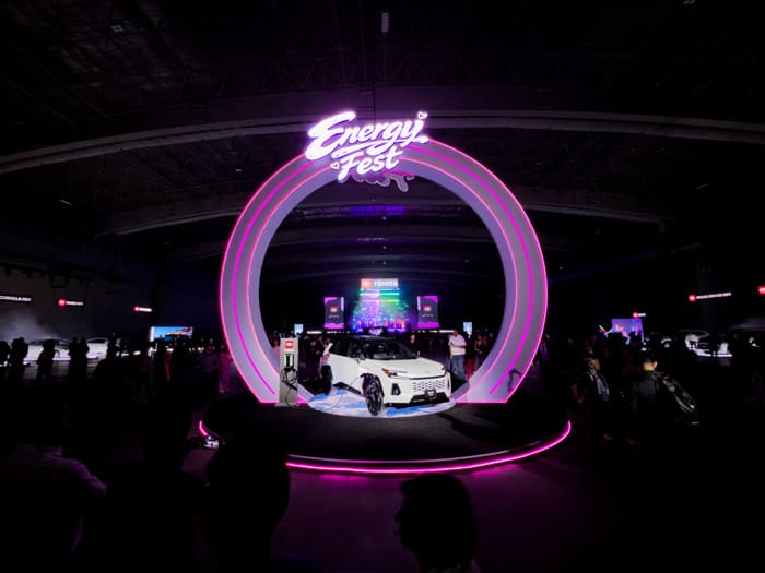 Silueta RAV4 en el evento