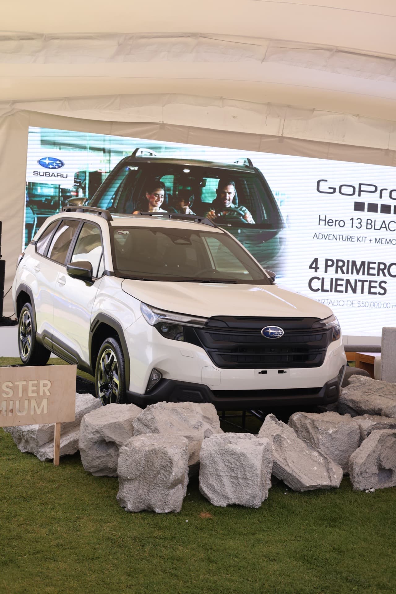 Subaru Forester Premium 2026 - exhibición